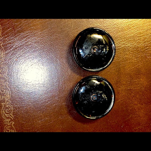 Black & White Polka-Dot Earrings 🚀PRICE DROP🚀 - Picture 6 of 7